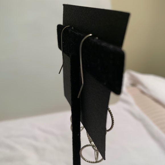 Loop Earrings - Picture 4 of 5